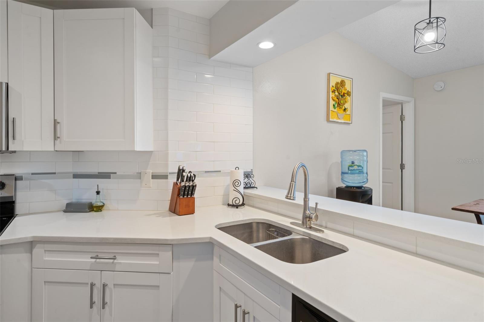 Image 9 of 23 For 14733 Norwood Oaks Drive 201