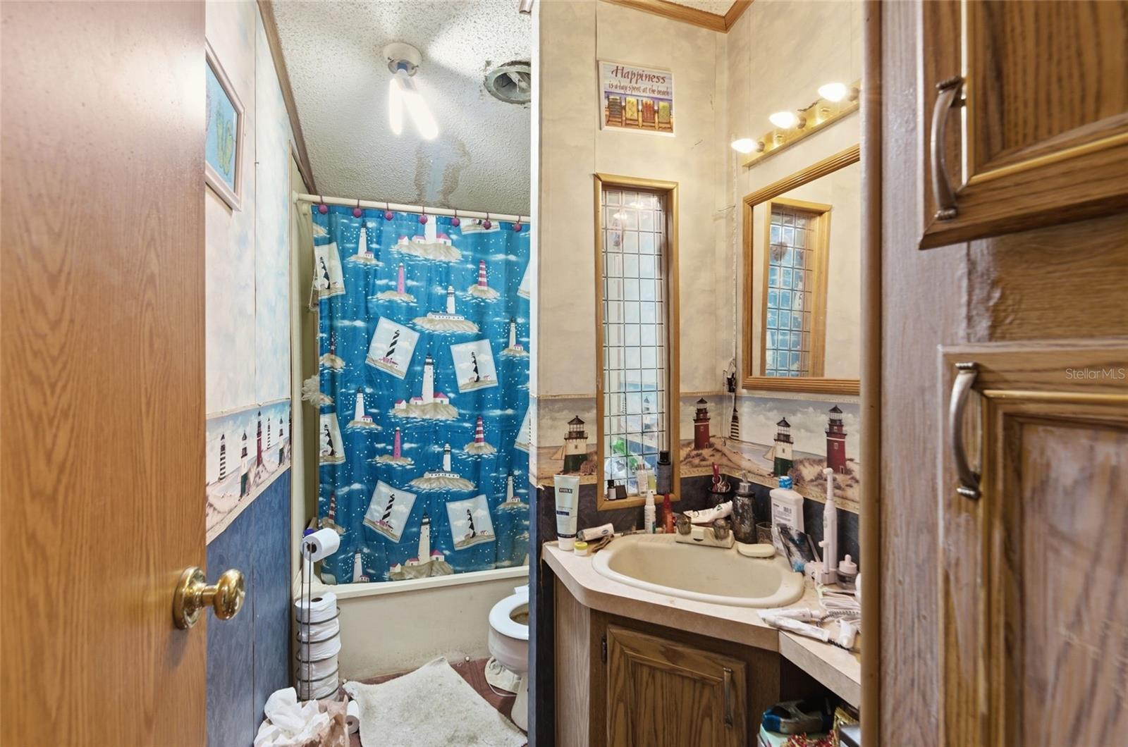 Image 11 of 26 For 109 3rd Street