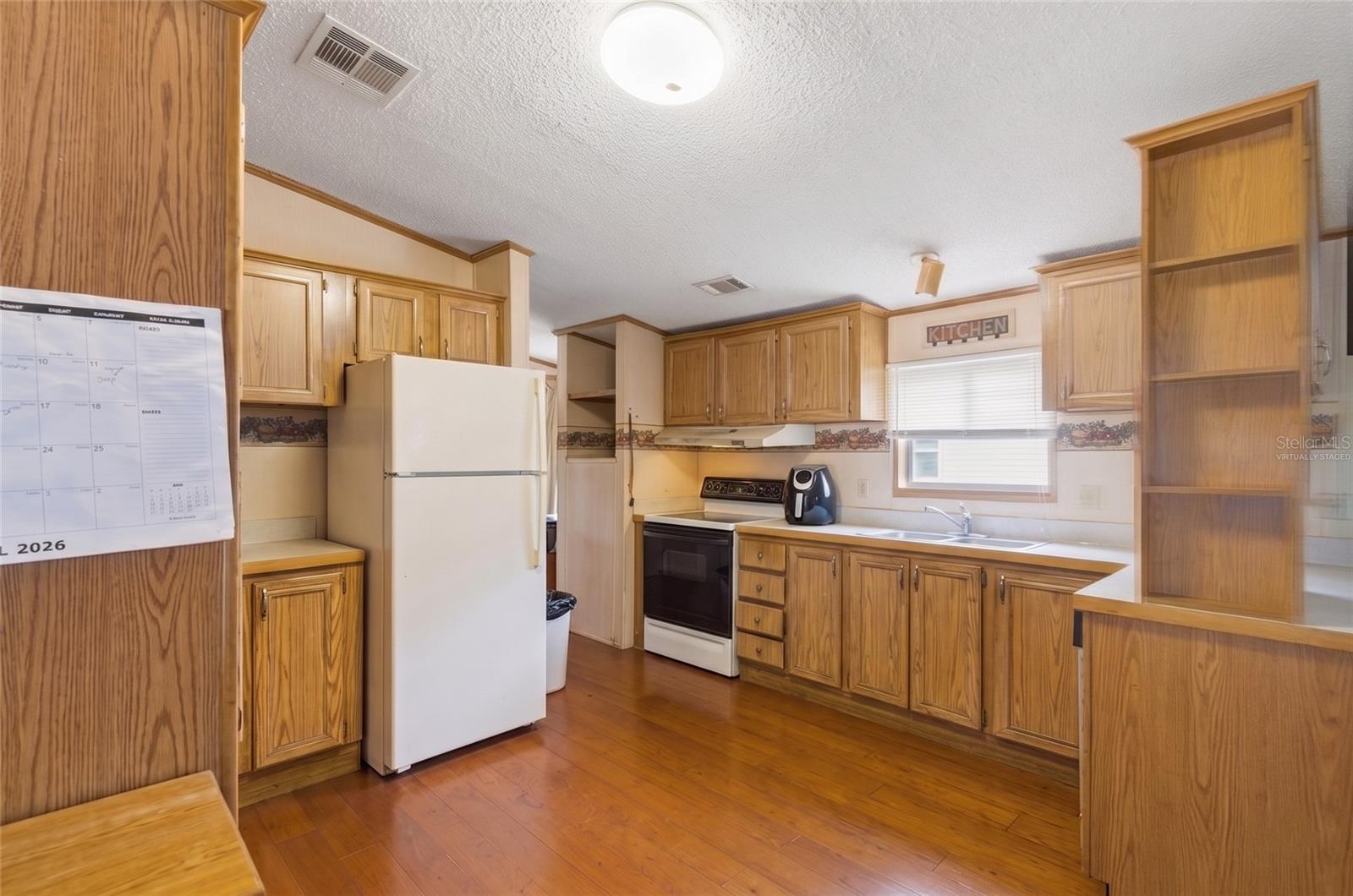 Image 4 of 26 For 109 3rd Street