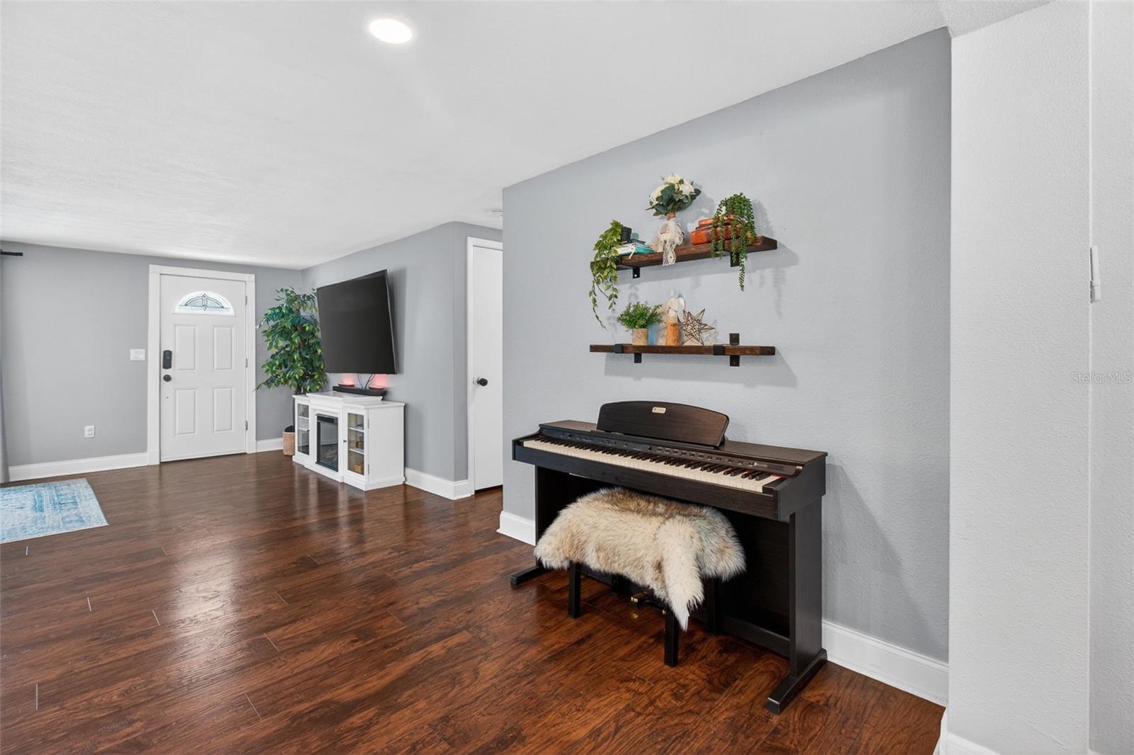 Image 15 of 47 For 3609 Luma Drive