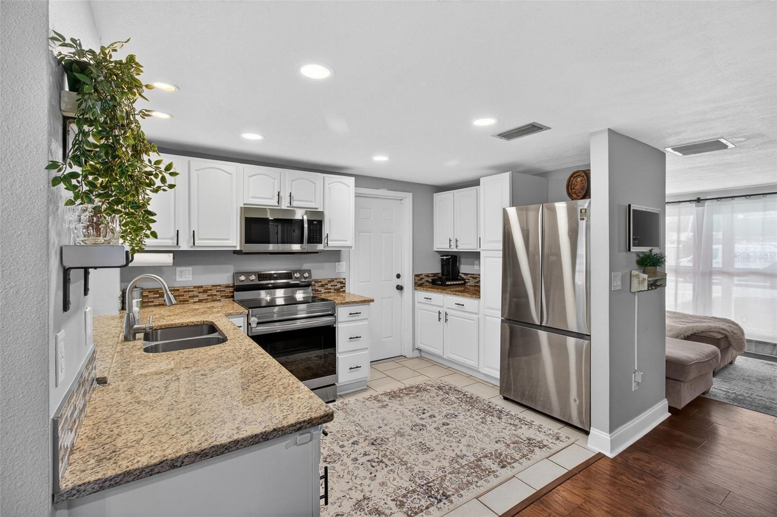 Image 18 of 47 For 3609 Luma Drive