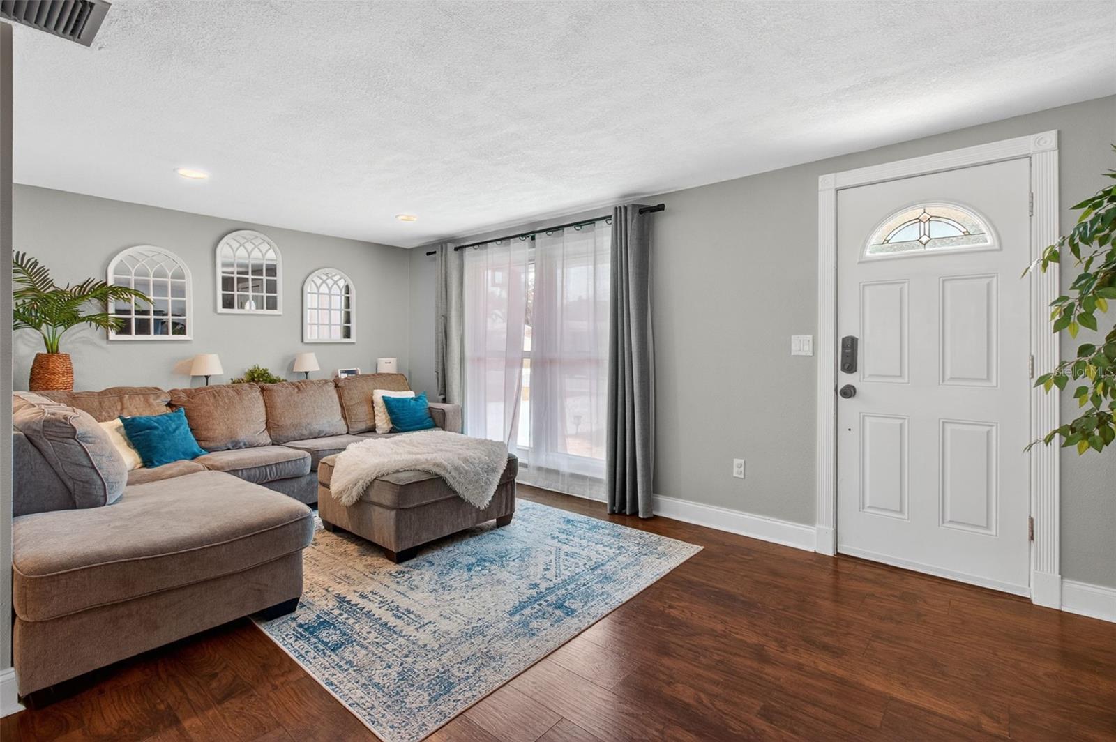 Image 6 of 47 For 3609 Luma Drive