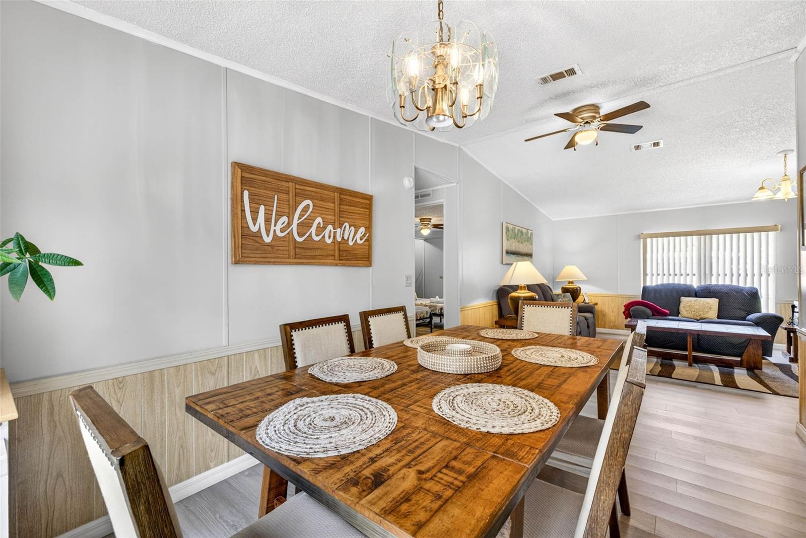 Image 15 of 65 For 8552 Peacock Court