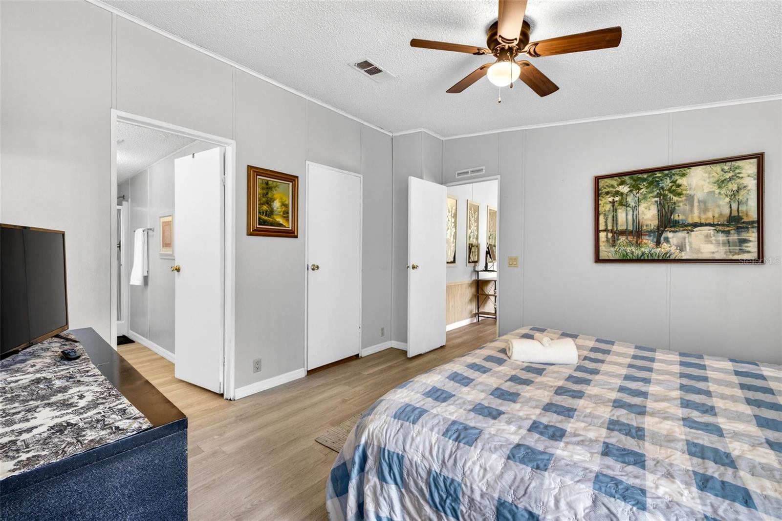 Image 33 of 65 For 8552 Peacock Court