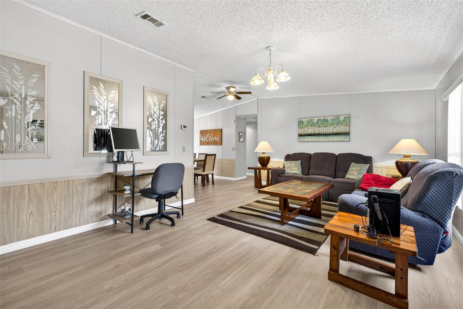 Image 7 of 65 For 8552 Peacock Court