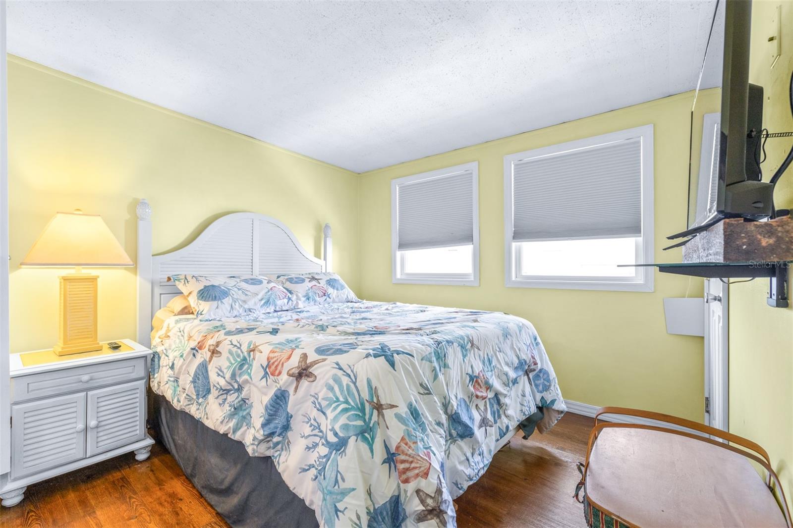 Image 24 of 49 For 2712 17th Street Lane W
