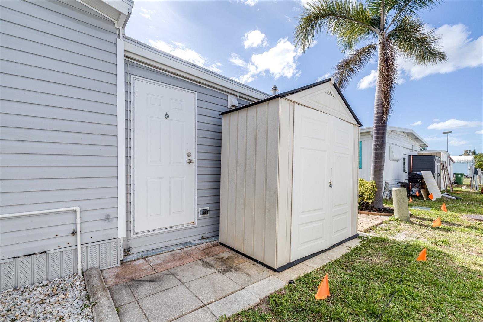 Image 30 of 49 For 2712 17th Street Lane W