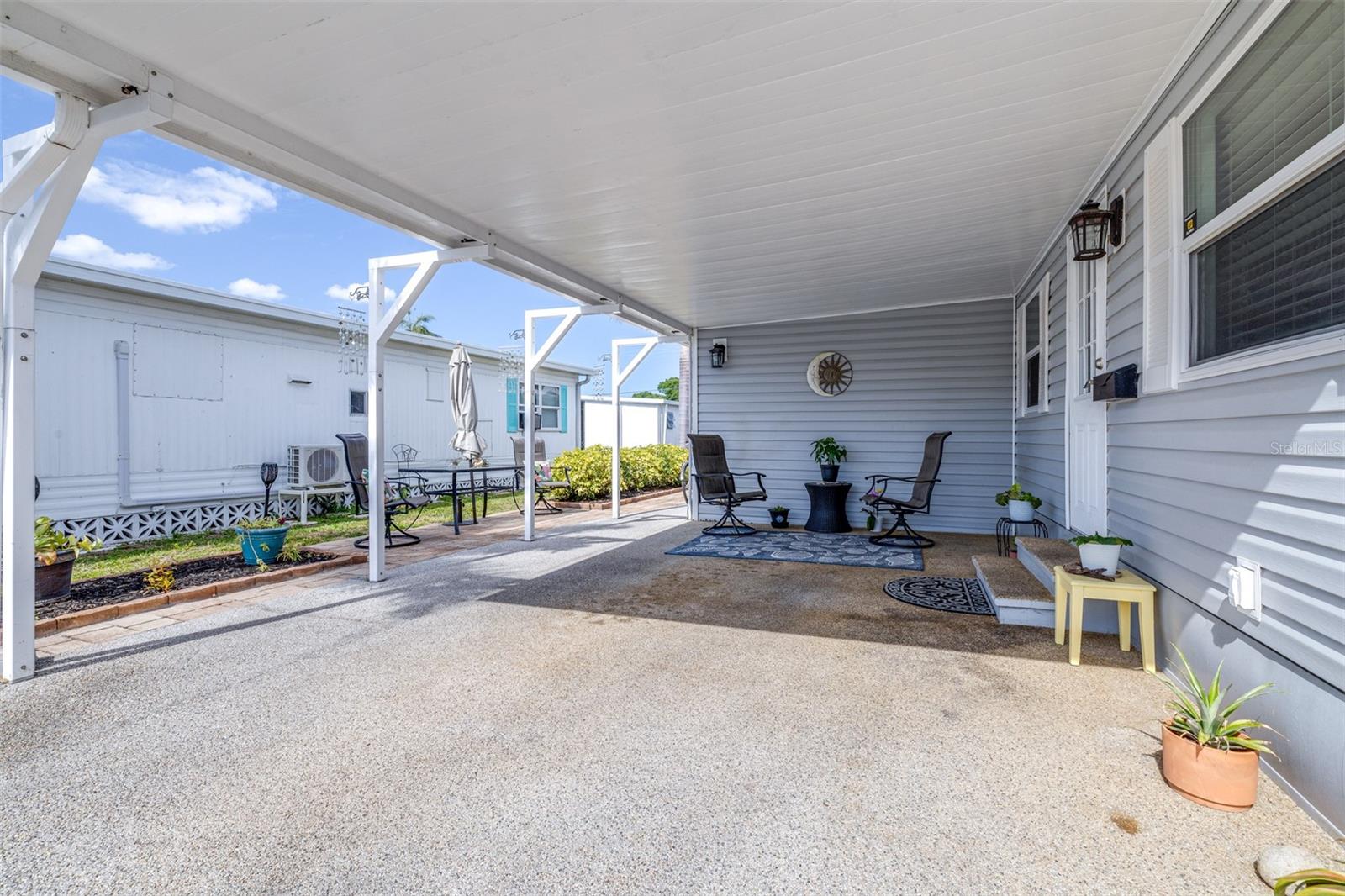 Image 6 of 49 For 2712 17th Street Lane W
