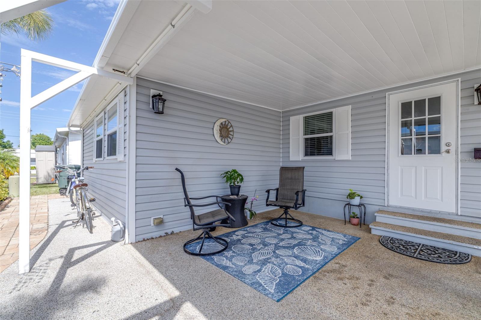 Image 8 of 49 For 2712 17th Street Lane W