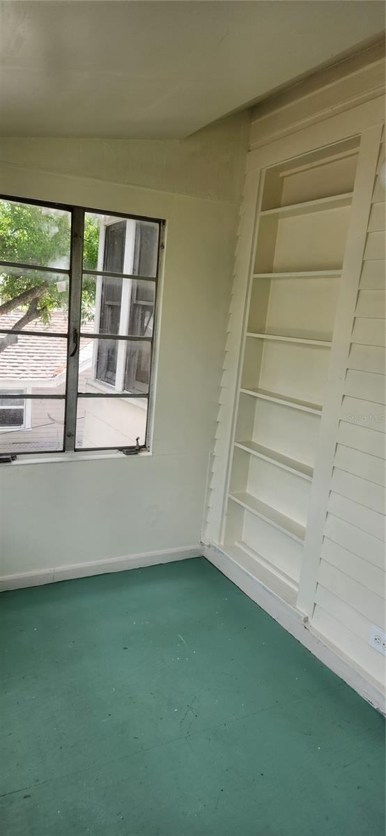 Image 7 of 9 For 750 7th Avenue N 7