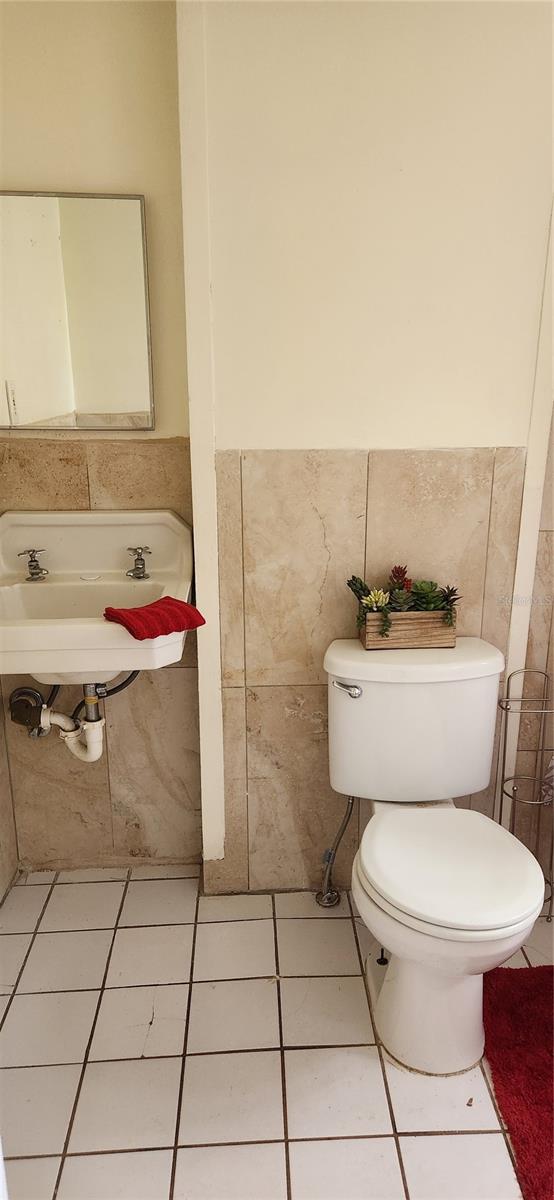 Image 8 of 9 For 750 7th Avenue N 7