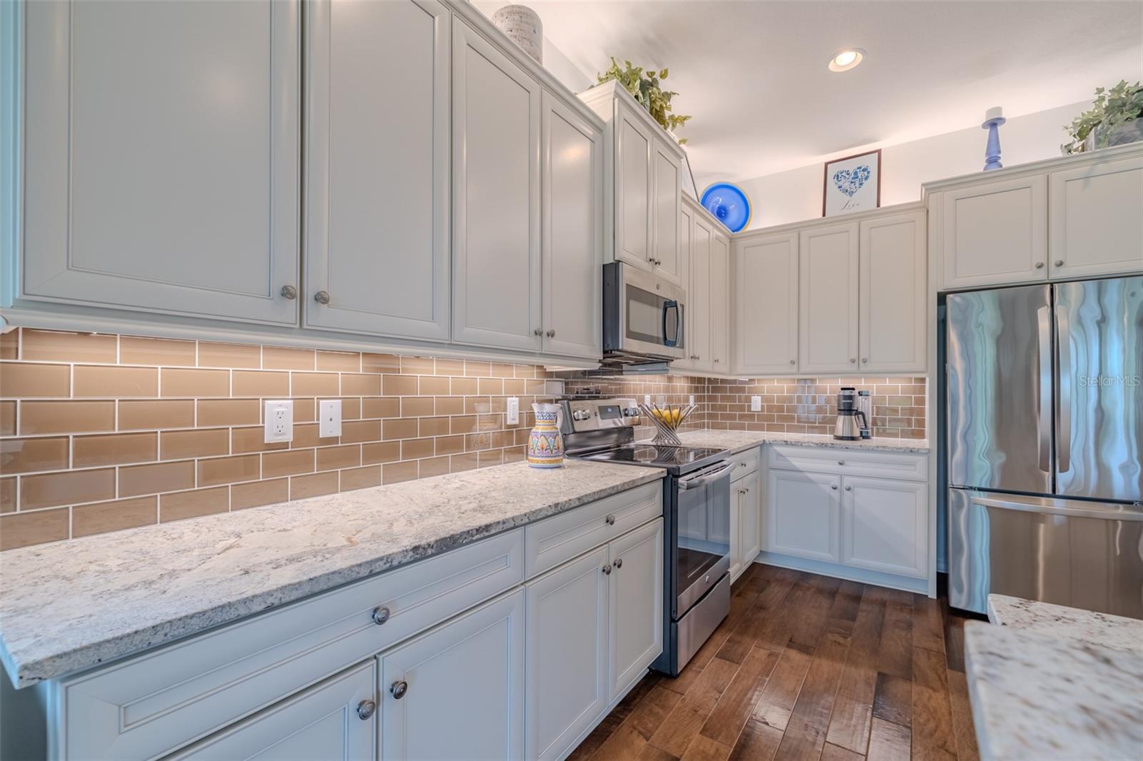 Image 17 of 92 For 4820 Grand Banks Drive