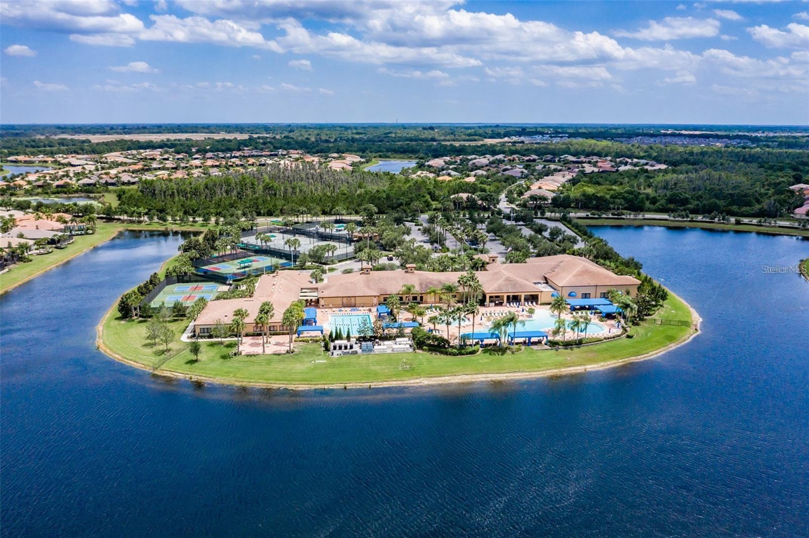 Image 51 of 92 For 4820 Grand Banks Drive