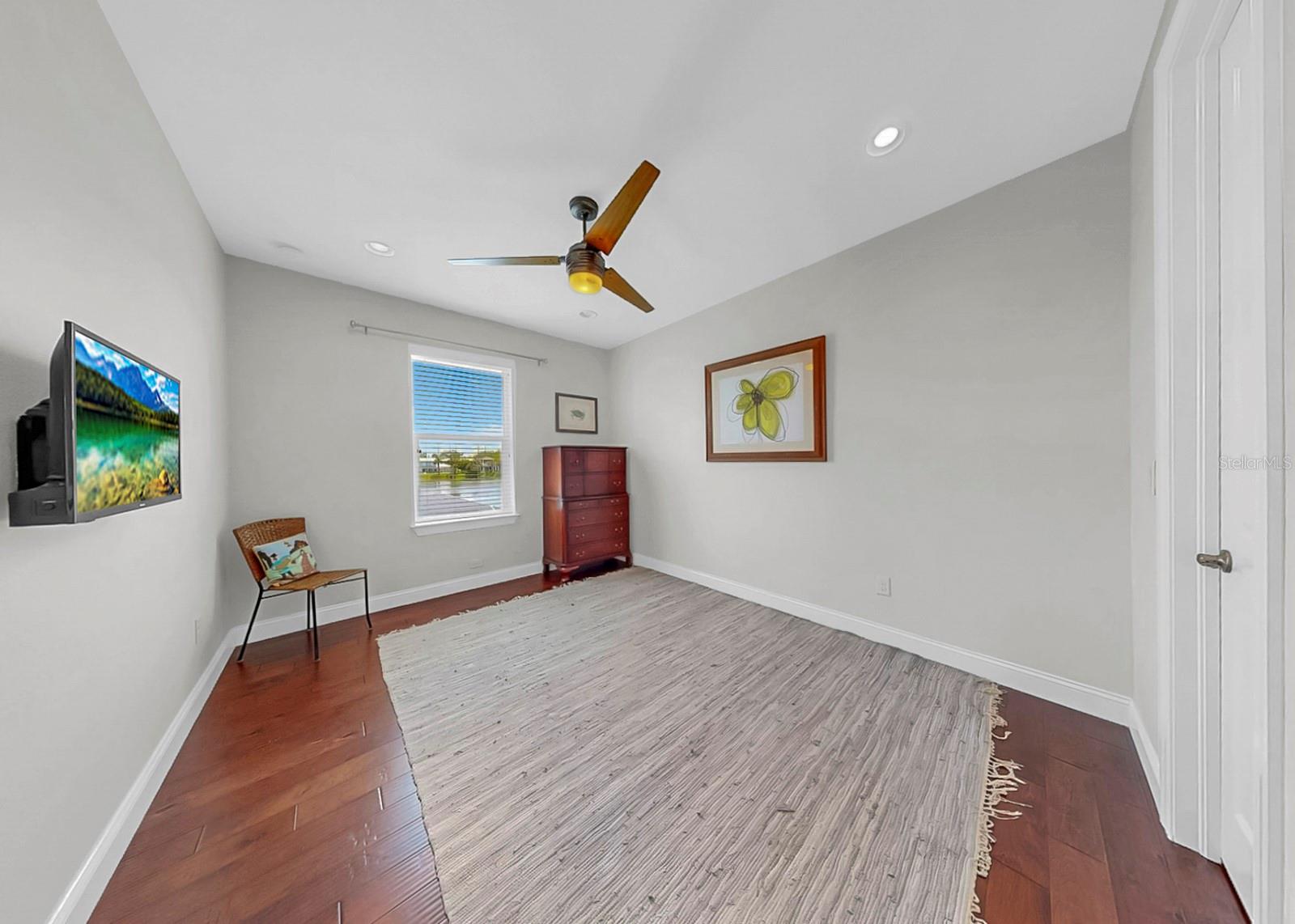 Image 71 of 100 For 8013 Key West Conch Drive