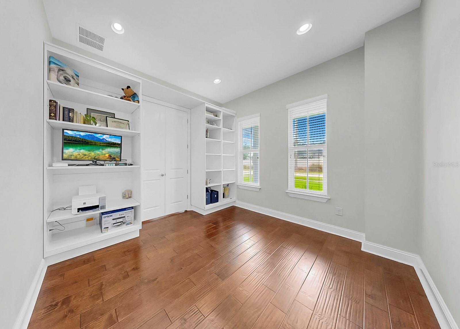 Image 79 of 100 For 8013 Key West Conch Drive