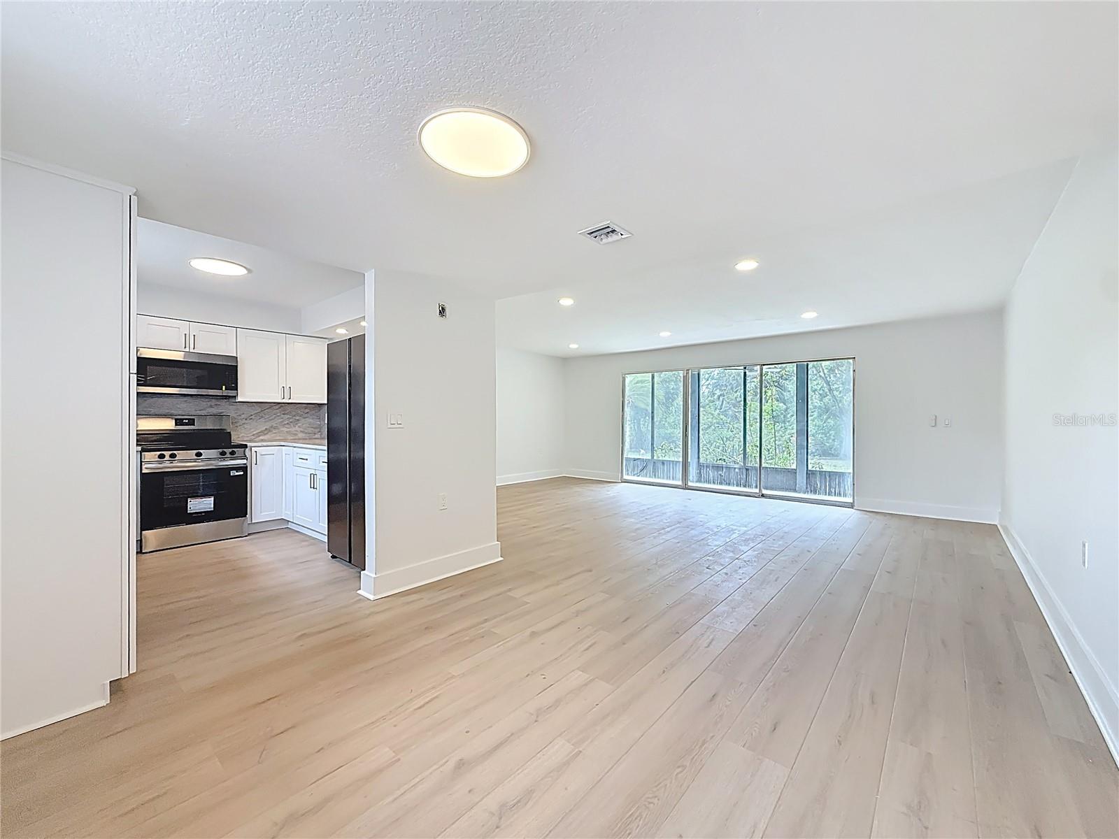 Image 3 of 39 For 200 Country Club Drive 1301