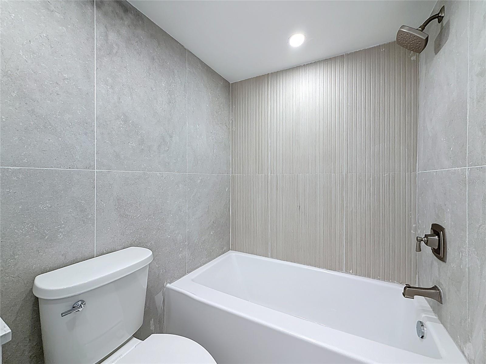 Image 31 of 39 For 200 Country Club Drive 1301