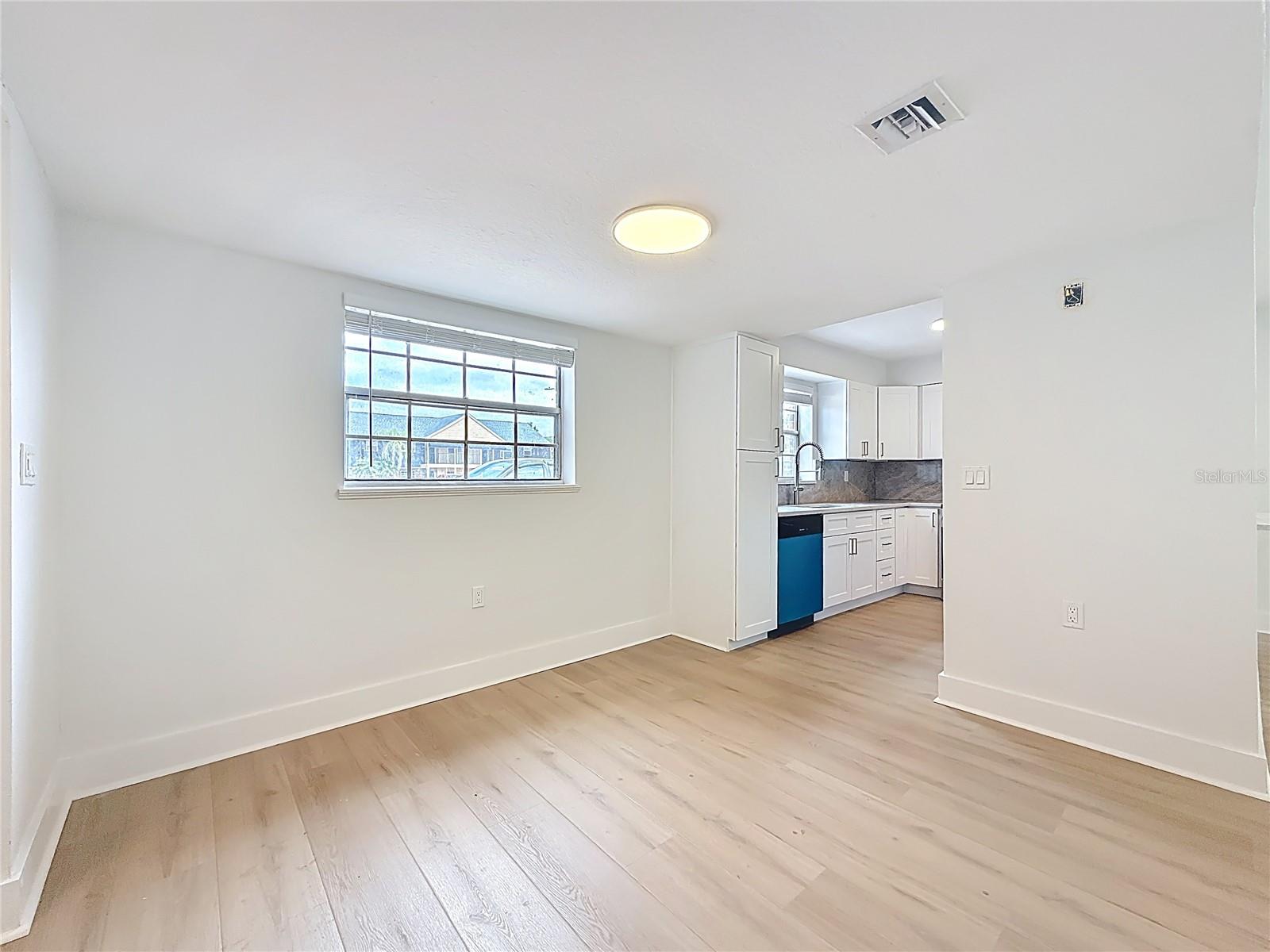 Image 4 of 39 For 200 Country Club Drive 1301