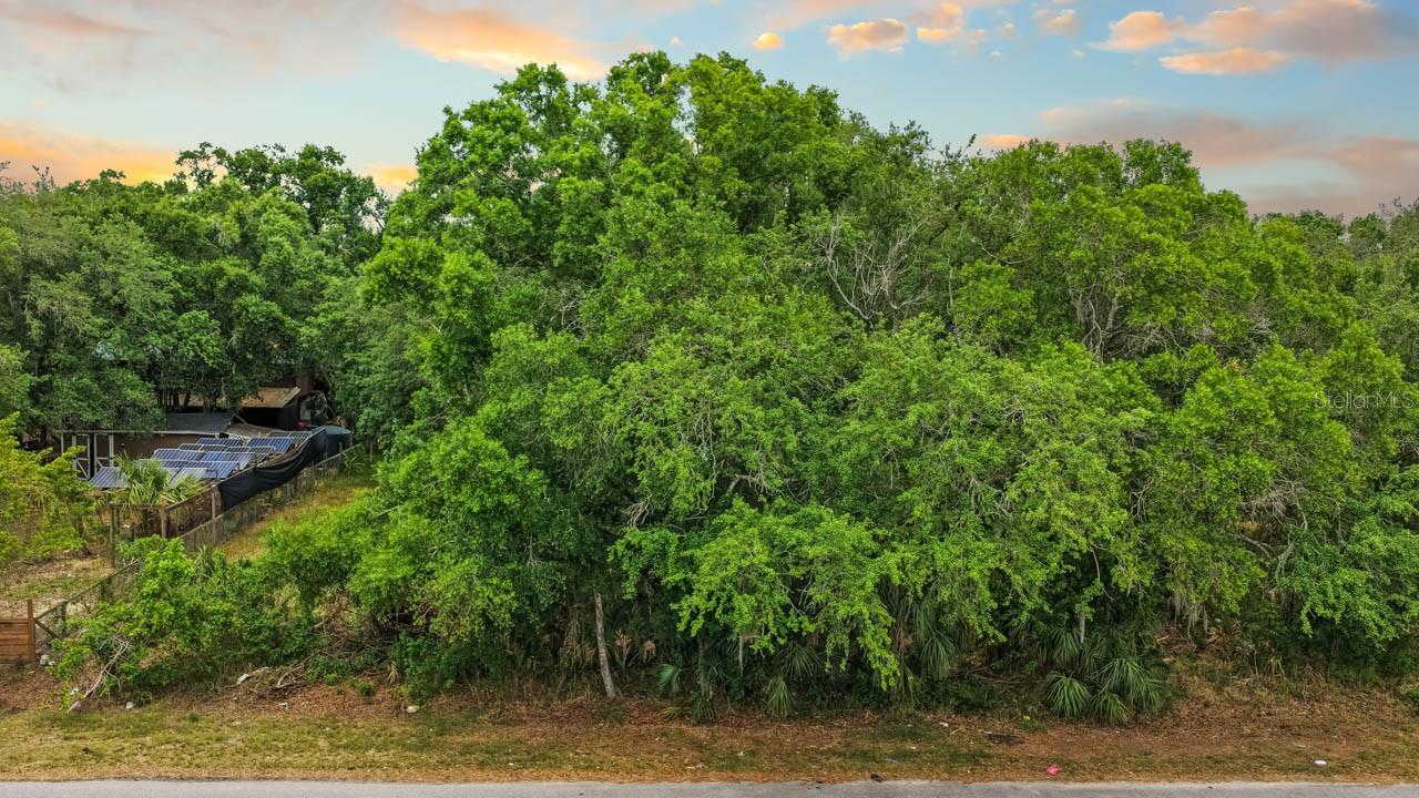 Image 13 of 16 For 704 1st Avenue Ne