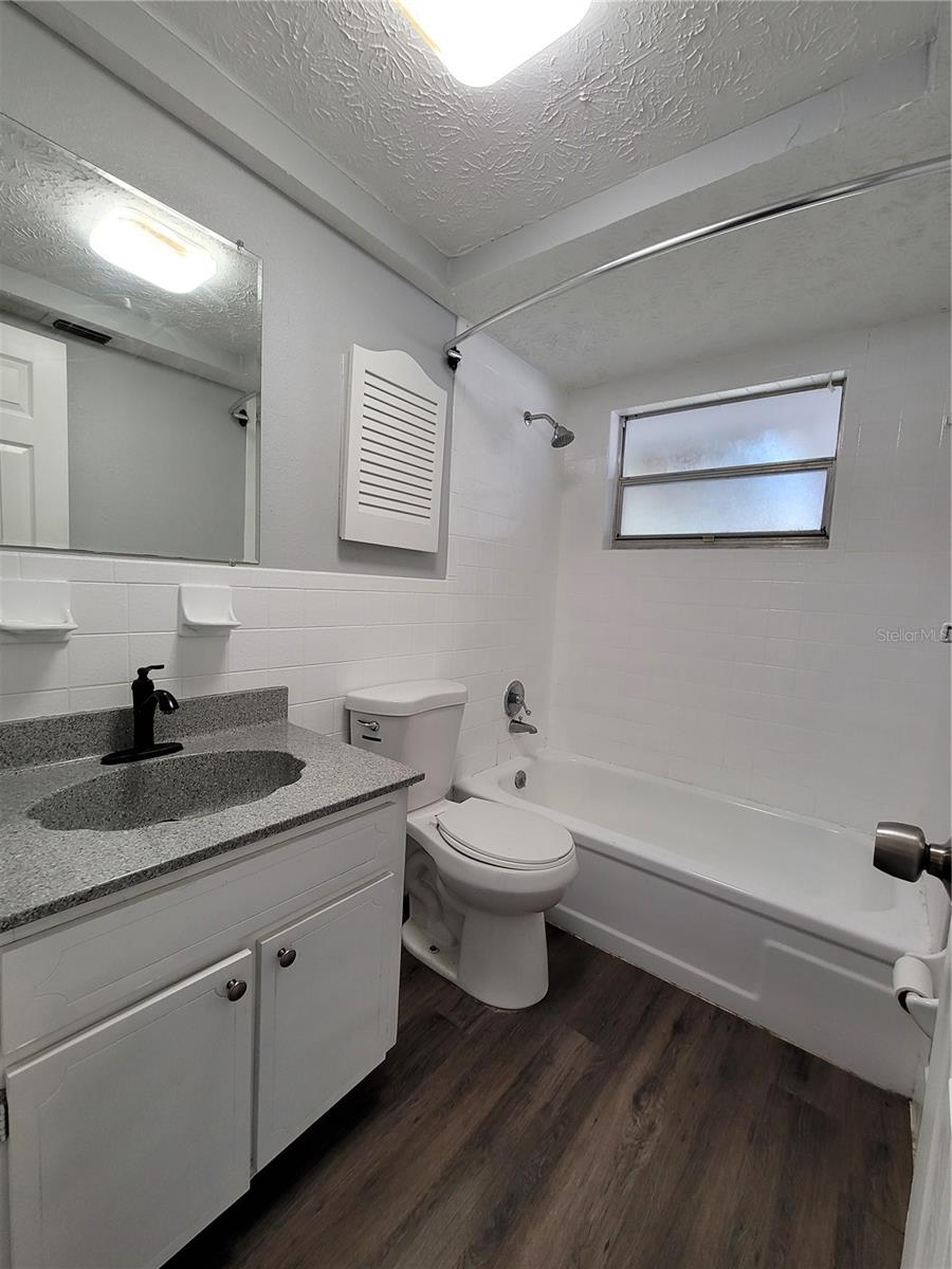 Image 17 of 27 For 8650 Robilina Road