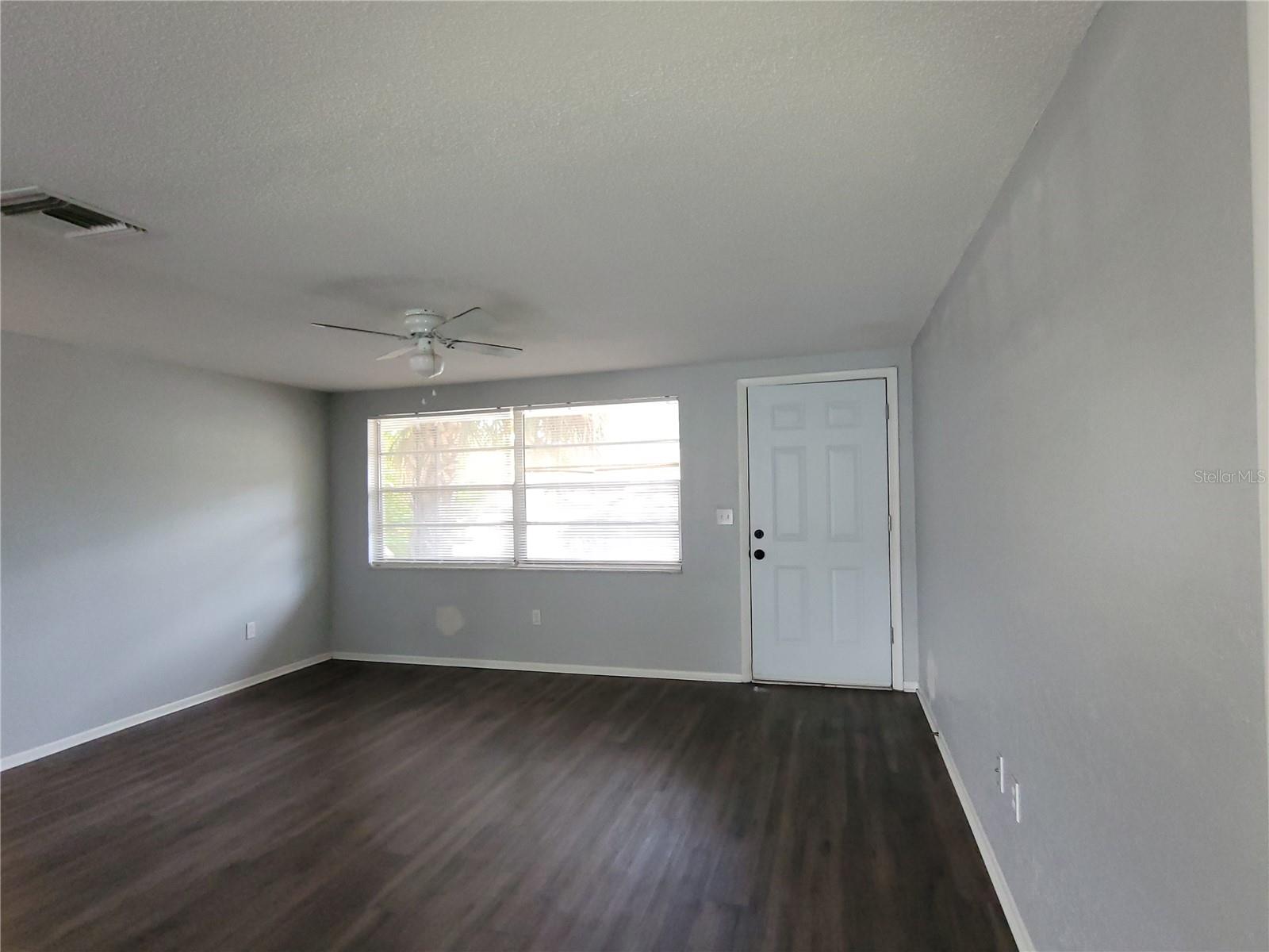 Image 5 of 27 For 8650 Robilina Road