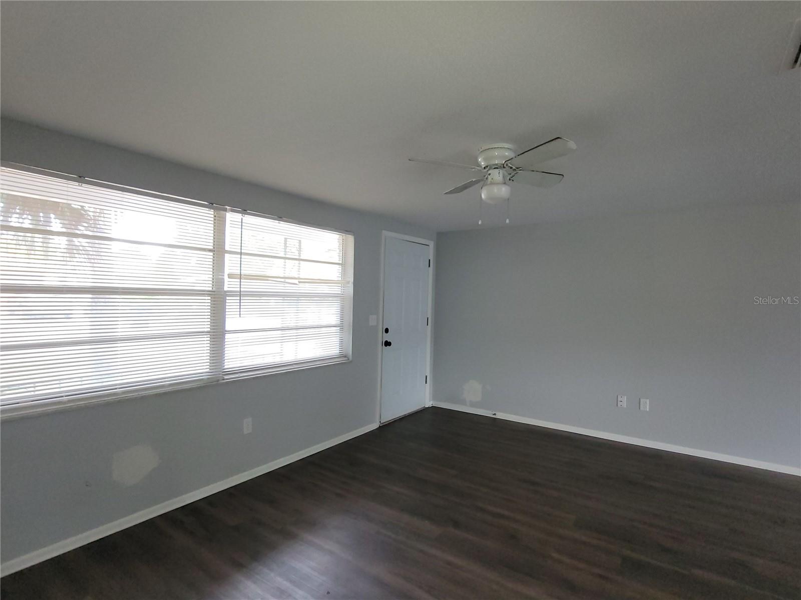 Image 6 of 27 For 8650 Robilina Road