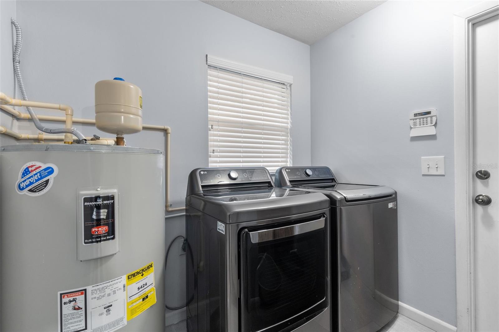 Image 16 of 22 For 705 Herlong Court