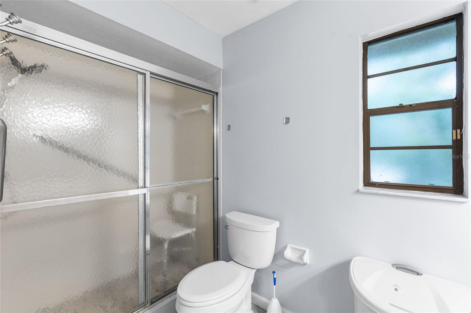 Image 20 of 22 For 705 Herlong Court