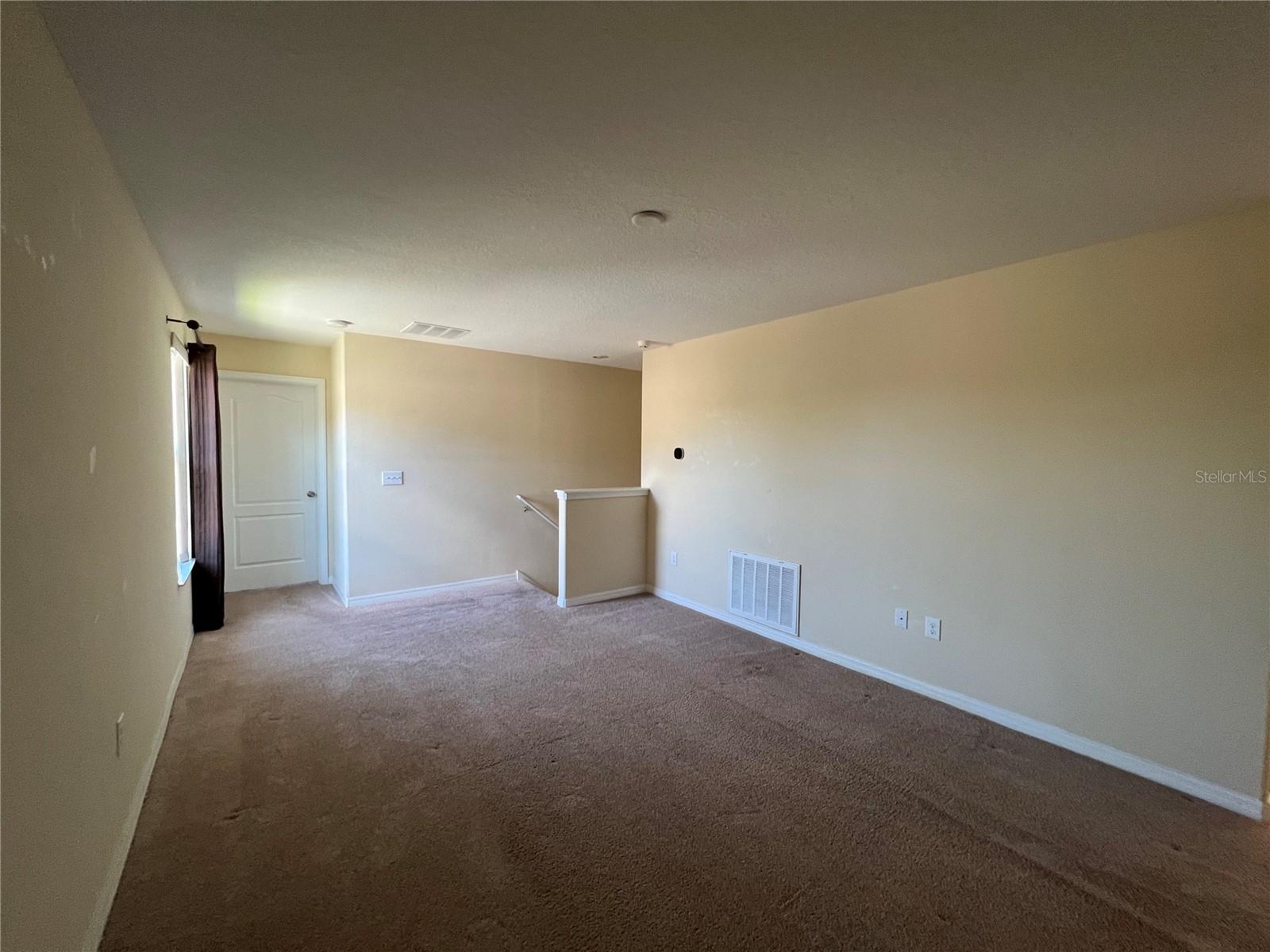 Image 12 of 30 For 20010 Date Palm Way