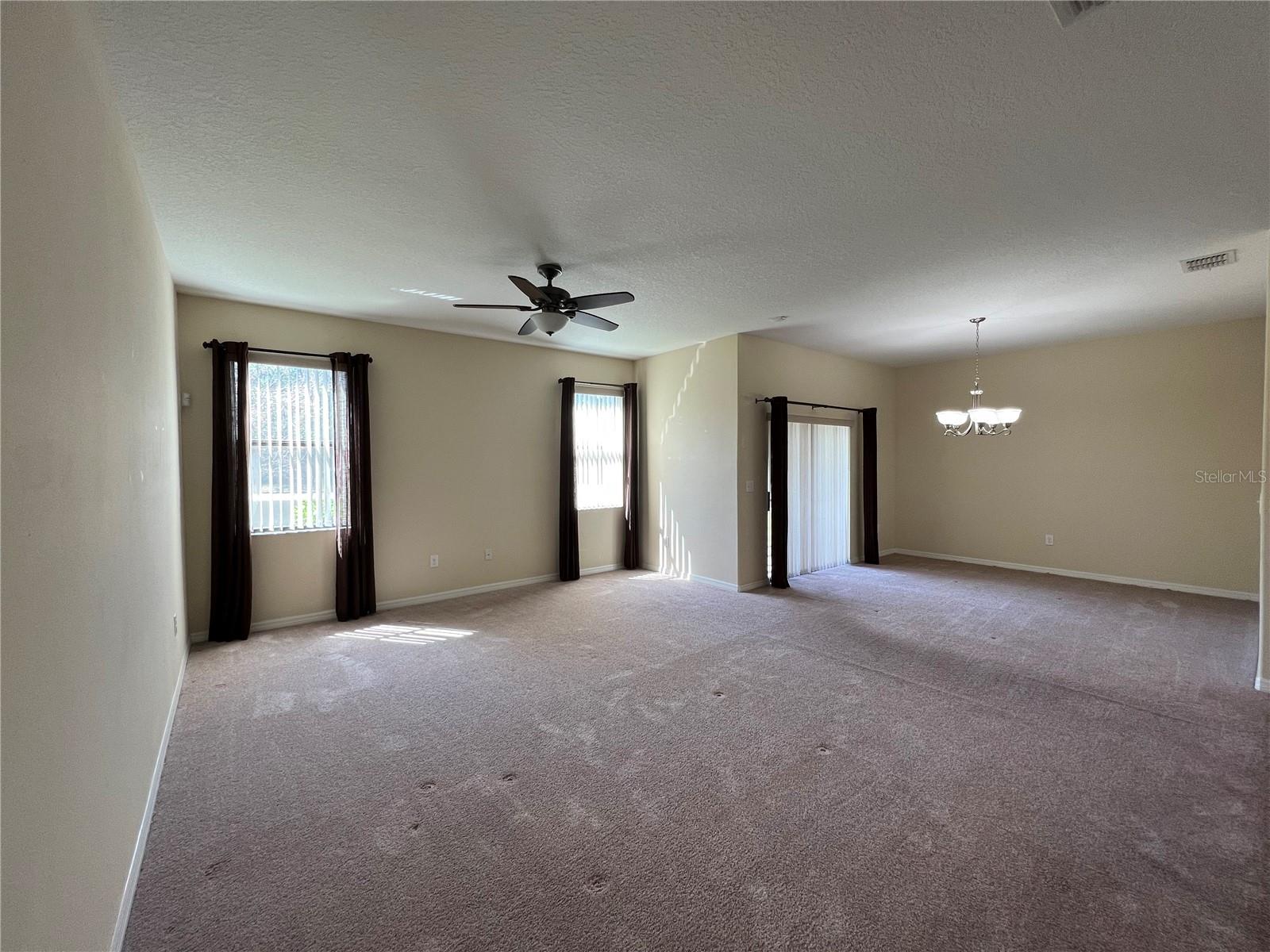 Image 8 of 30 For 20010 Date Palm Way