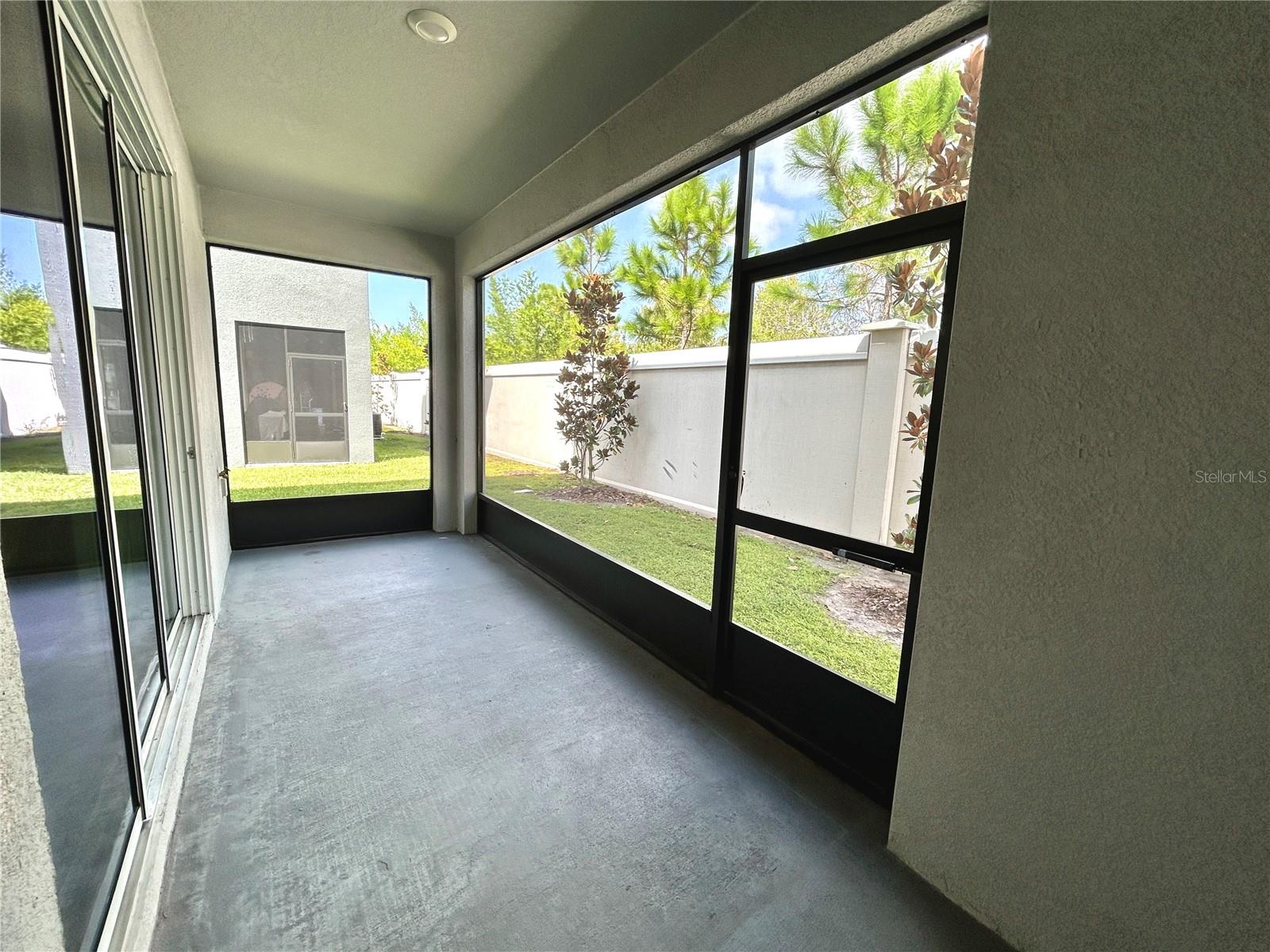 Image 14 of 28 For 2946 Suncoast Plains Drive