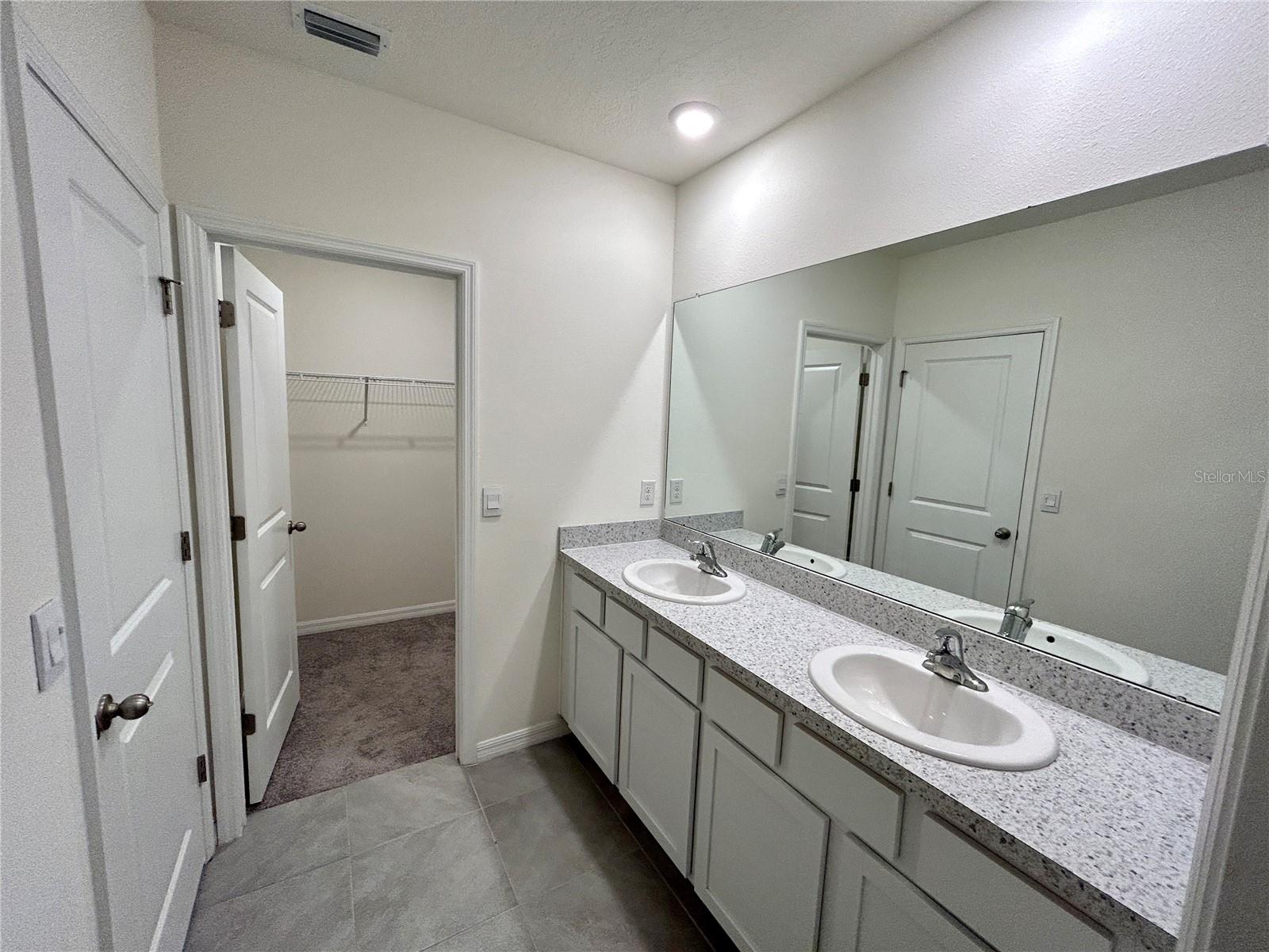 Image 27 of 28 For 2946 Suncoast Plains Drive