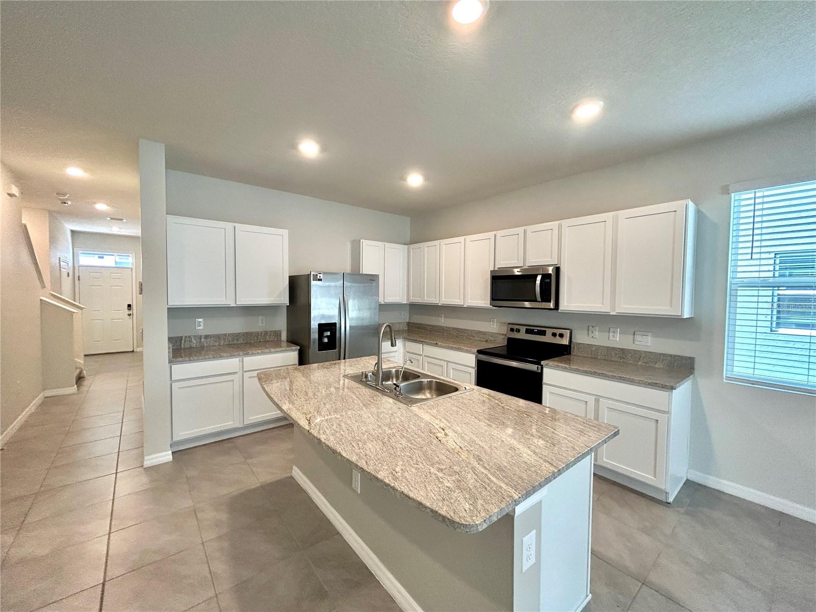 Image 8 of 28 For 2946 Suncoast Plains Drive