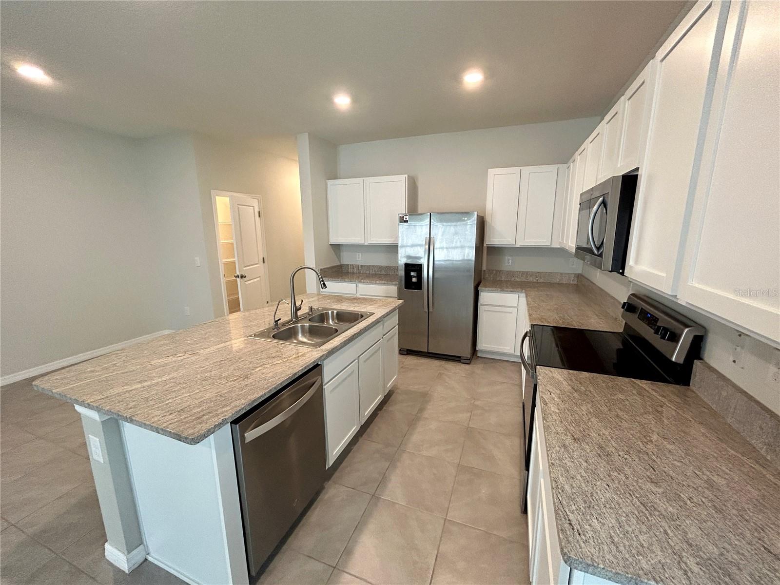 Image 9 of 28 For 2946 Suncoast Plains Drive