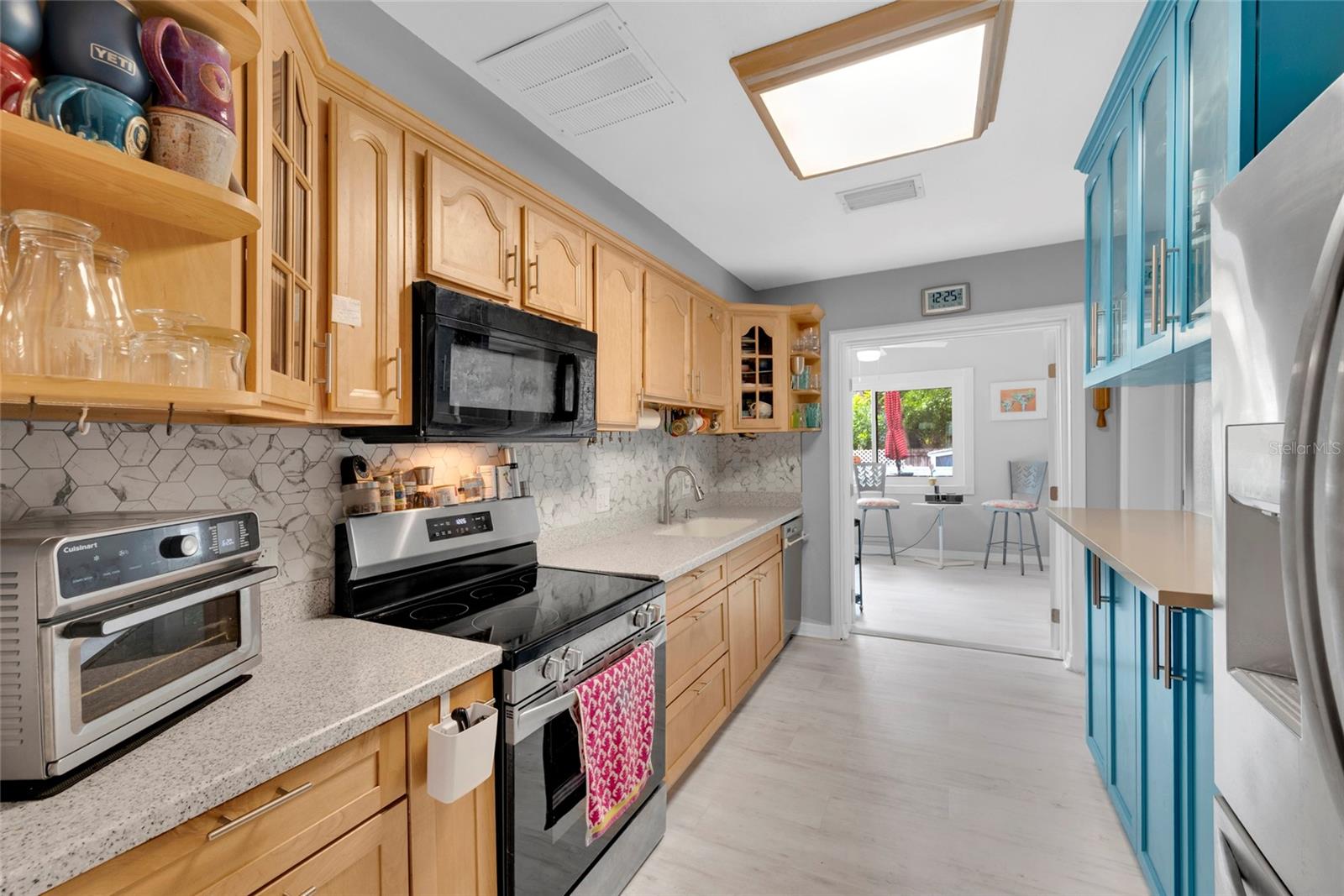 Image 15 of 52 For 317 Crystal Beach Avenue