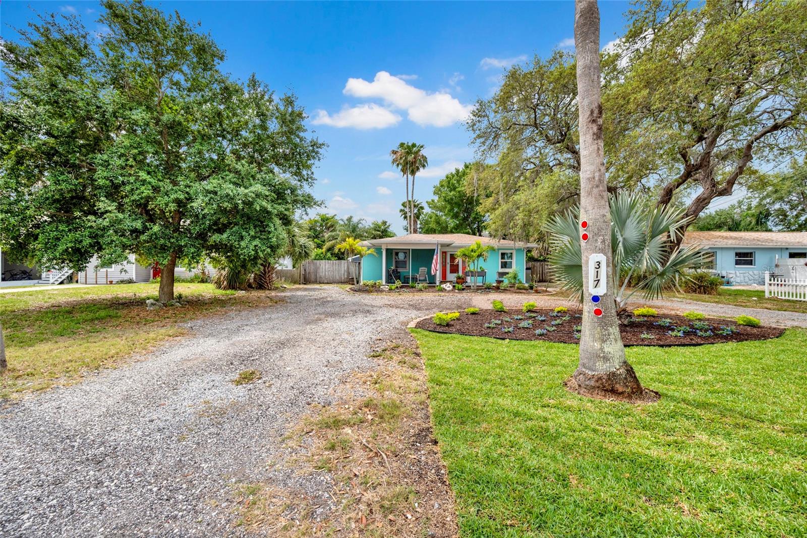 Image 4 of 52 For 317 Crystal Beach Avenue