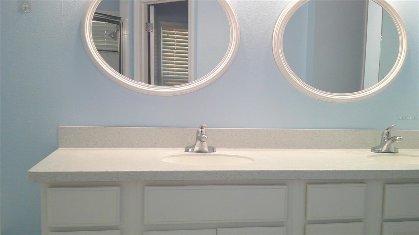 Image 16 of 24 For 8512 Canterbury Lake Boulevard