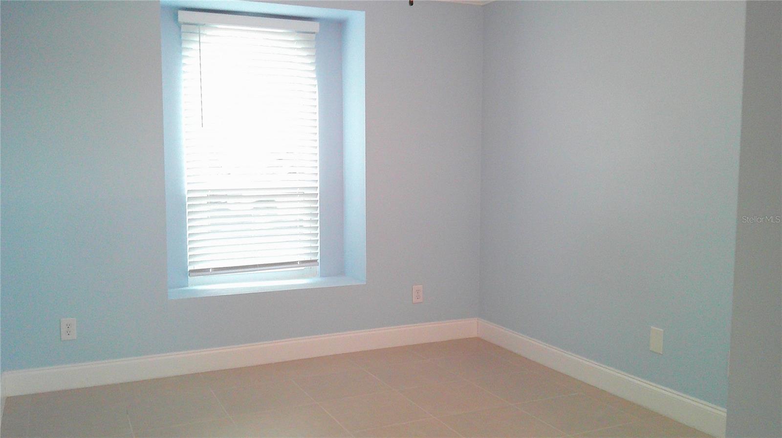 Image 4 of 24 For 8512 Canterbury Lake Boulevard