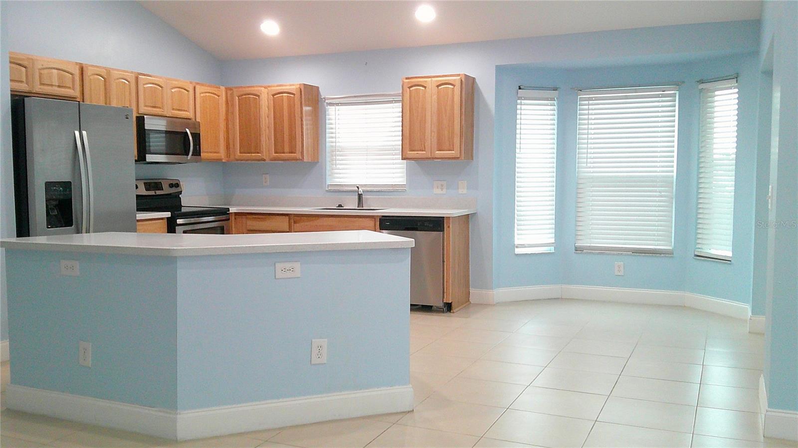 Image 9 of 24 For 8512 Canterbury Lake Boulevard