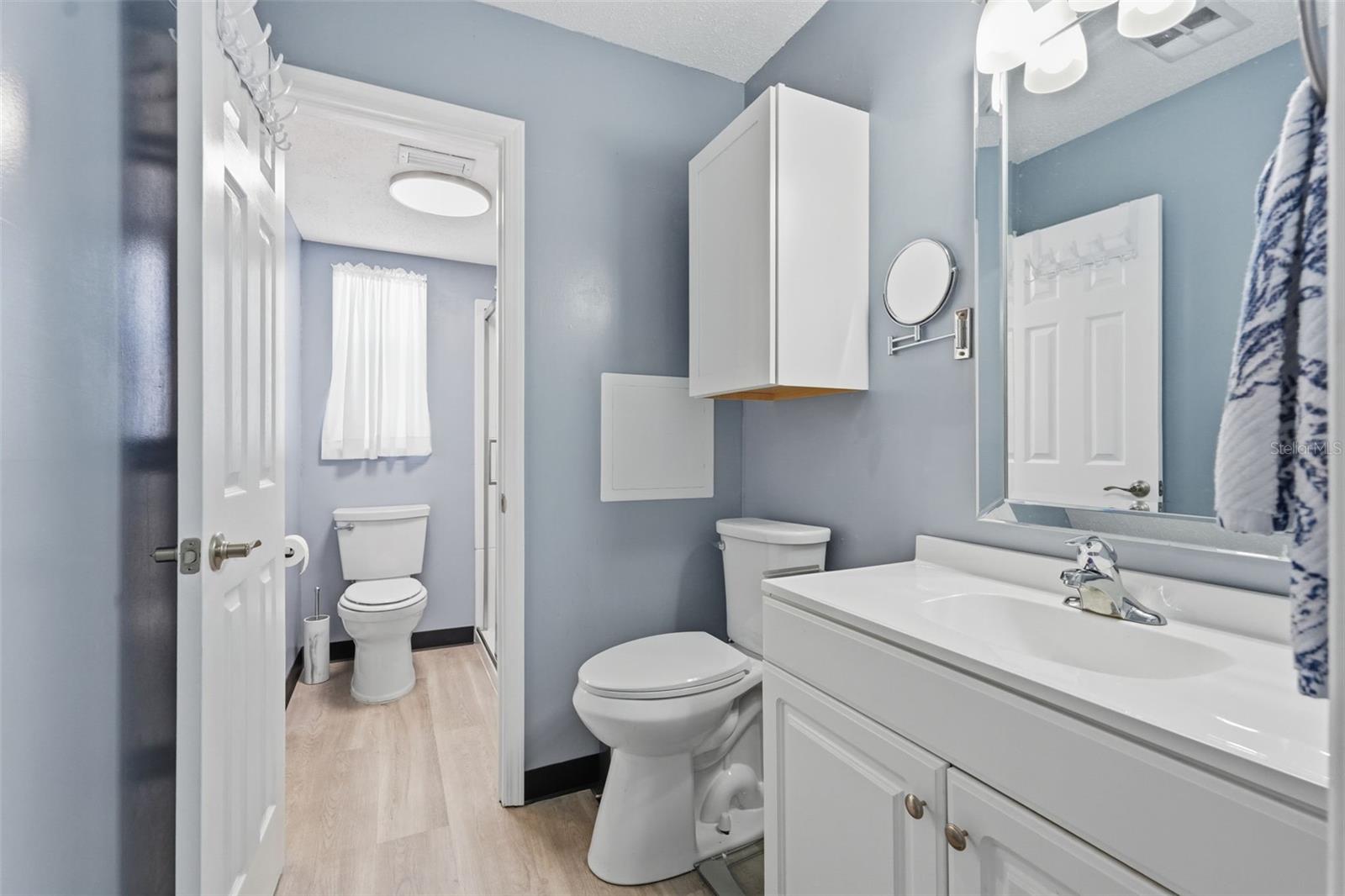 Image 19 of 69 For 10823 Casa Grande Avenue