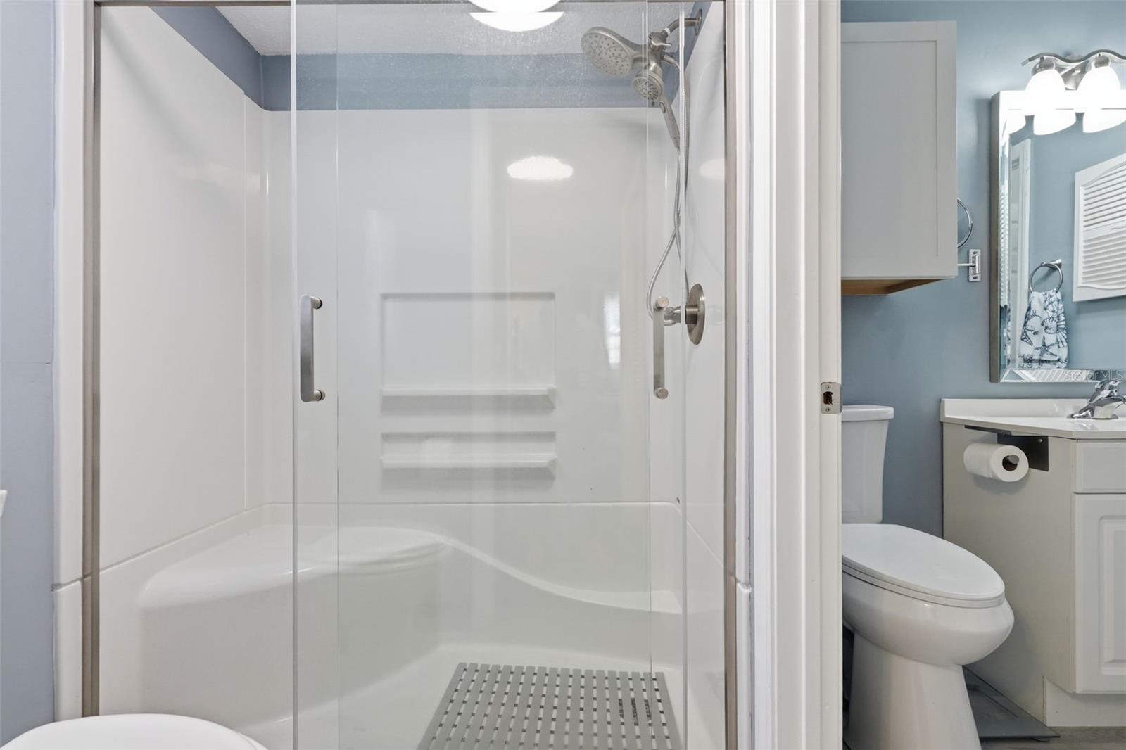 Image 20 of 69 For 10823 Casa Grande Avenue