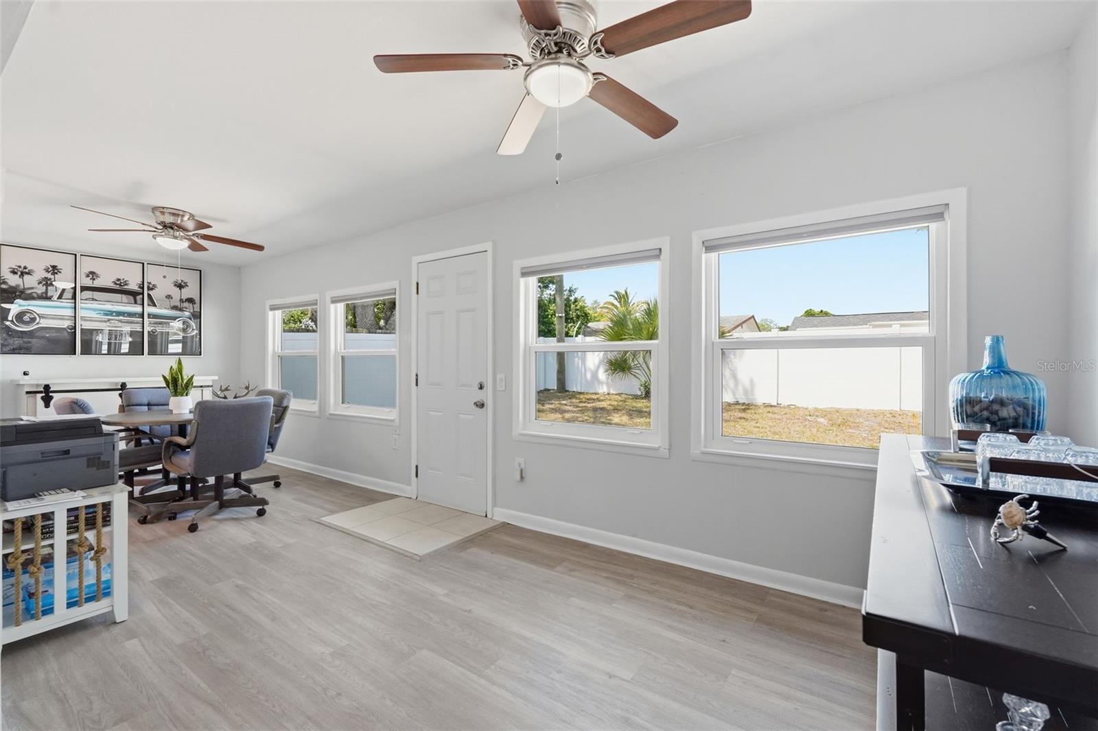 Image 30 of 69 For 10823 Casa Grande Avenue