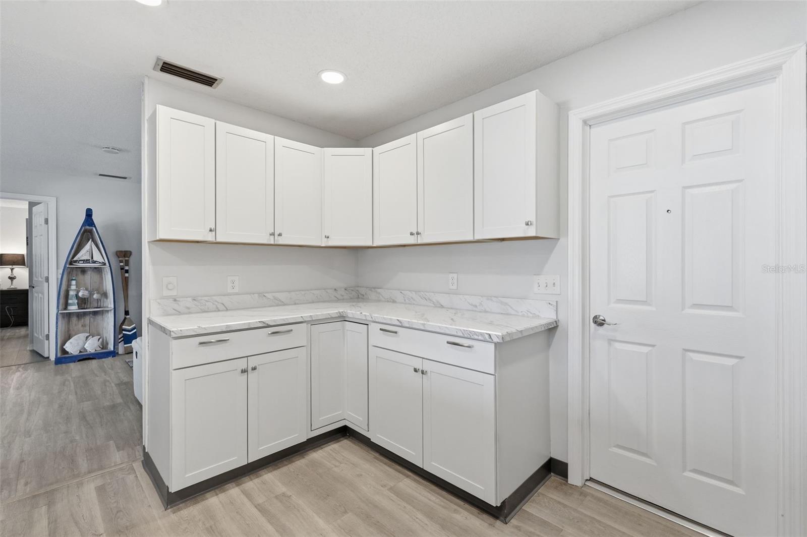 Image 39 of 69 For 10823 Casa Grande Avenue