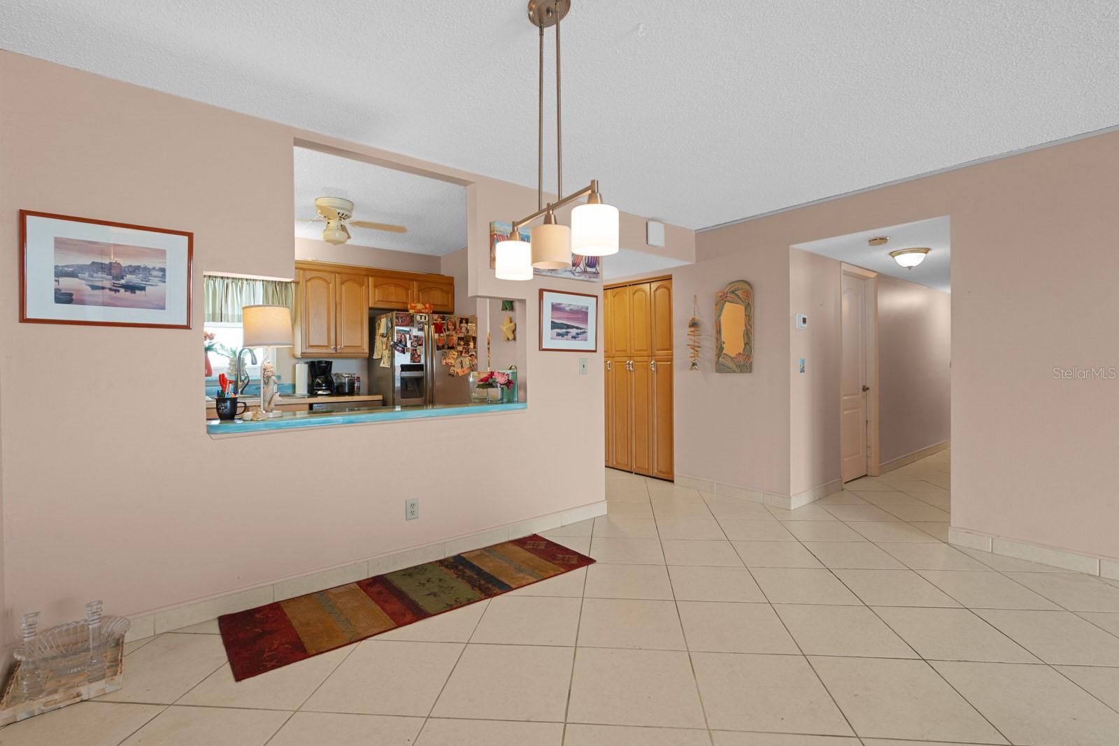 Image 20 of 46 For 7401 Bay Island Drive S 337