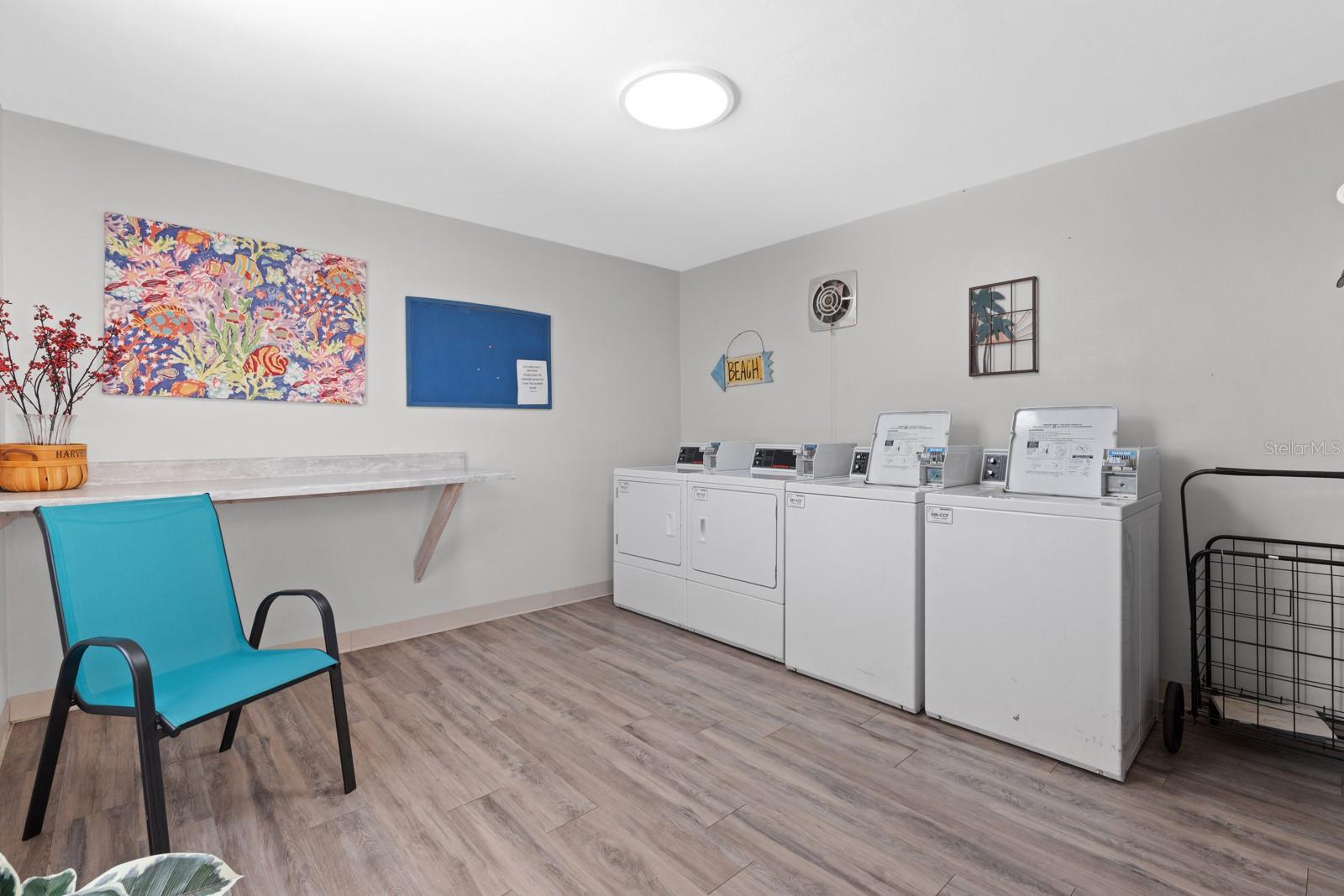 Image 43 of 46 For 7401 Bay Island Drive S 337