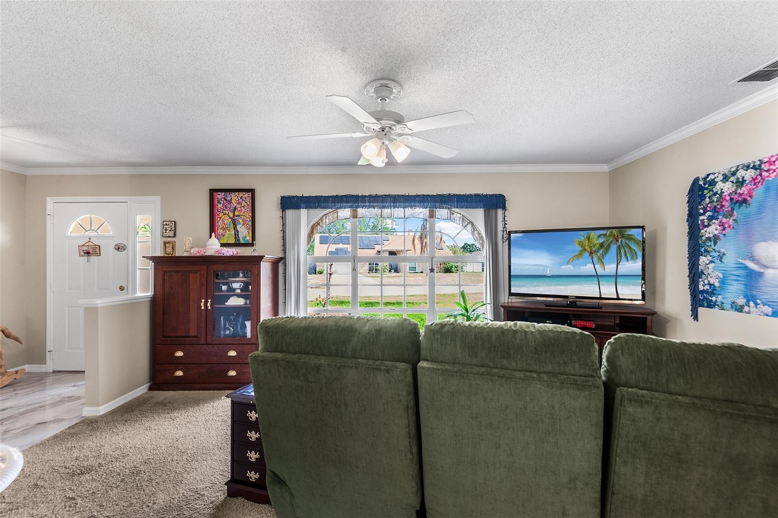 Image 12 of 48 For 1557 Kinsman Way