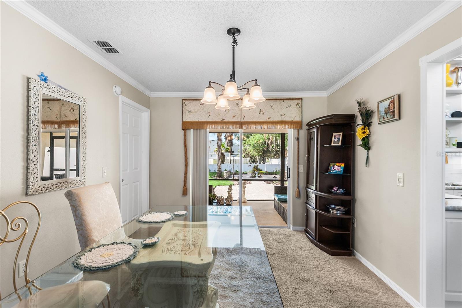 Image 15 of 48 For 1557 Kinsman Way