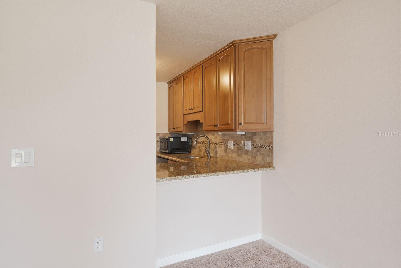 Image 11 of 37 For 2700 Bayshore Boulevard 3201