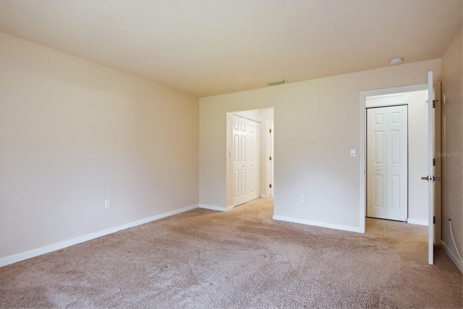 Image 16 of 37 For 2700 Bayshore Boulevard 3201