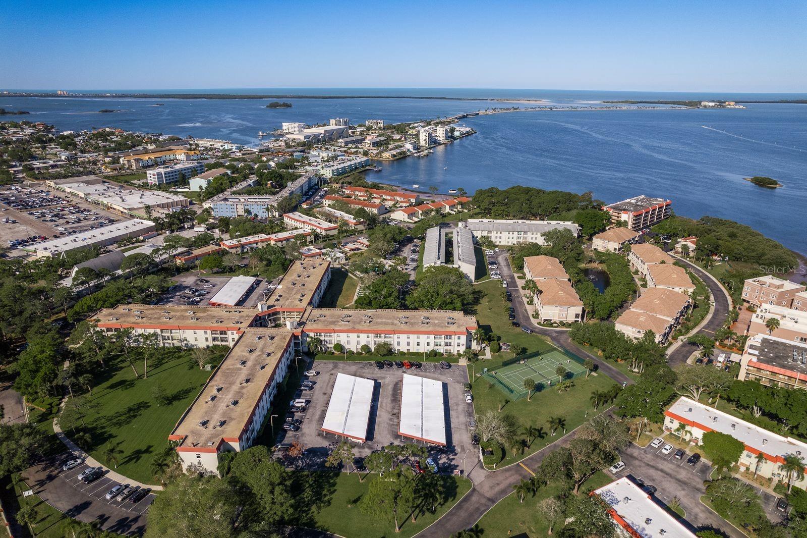 Image 31 of 37 For 2700 Bayshore Boulevard 3201